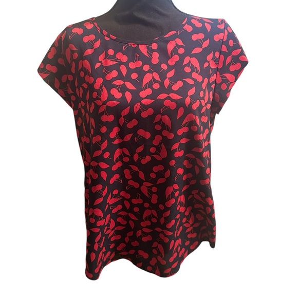 Joie Tops - JOIE Cherry short sleeve blouse size M